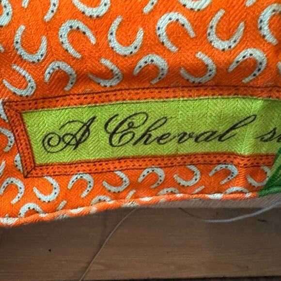 Hermès cashmere, equestrian/jungle themed scarf. Indescribably beautiful piece - Picture 7 of 16